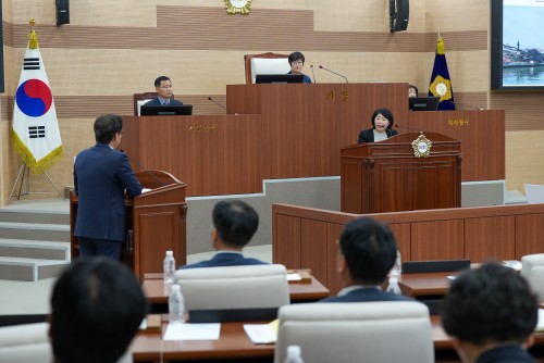 아산시의회, 주요 현안사항에 대한 시정질문 펼쳐(3일차)